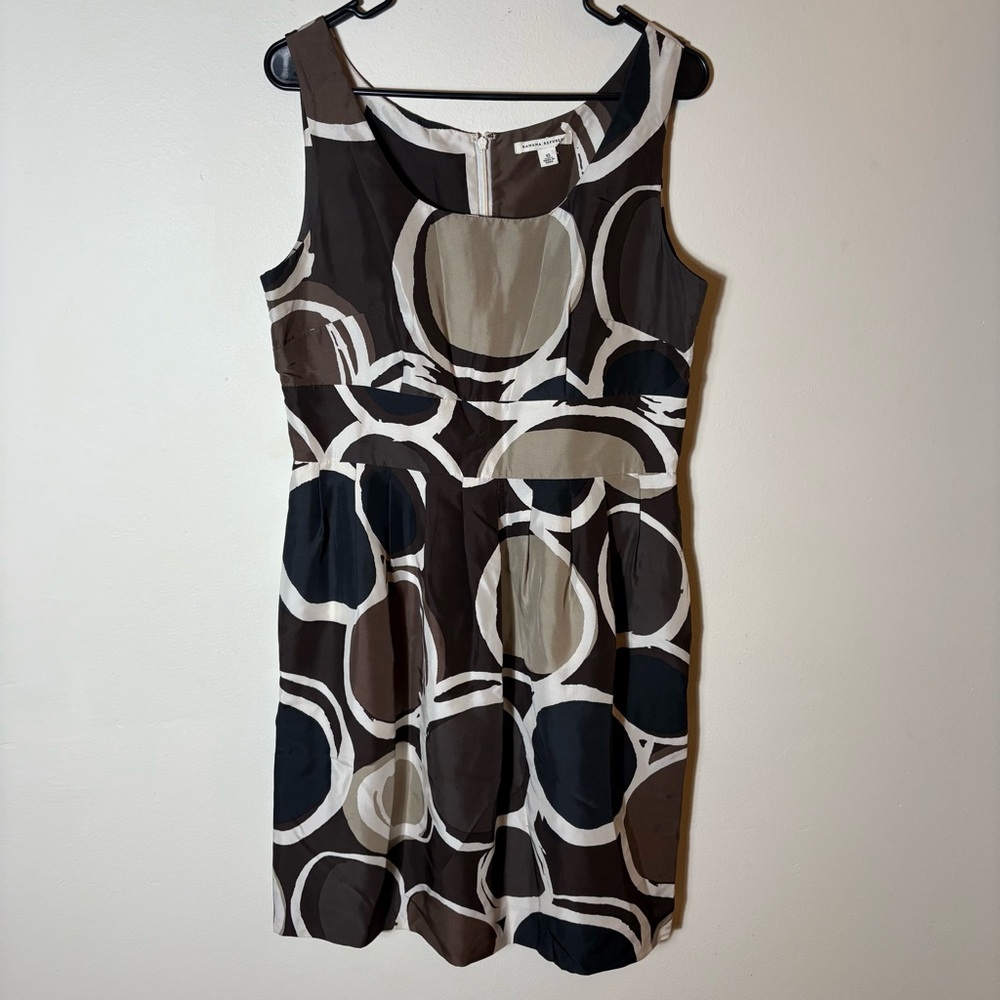 Banana Republic 100% Silk Sheath Dress Brown Beige Black Circle Print Size 10